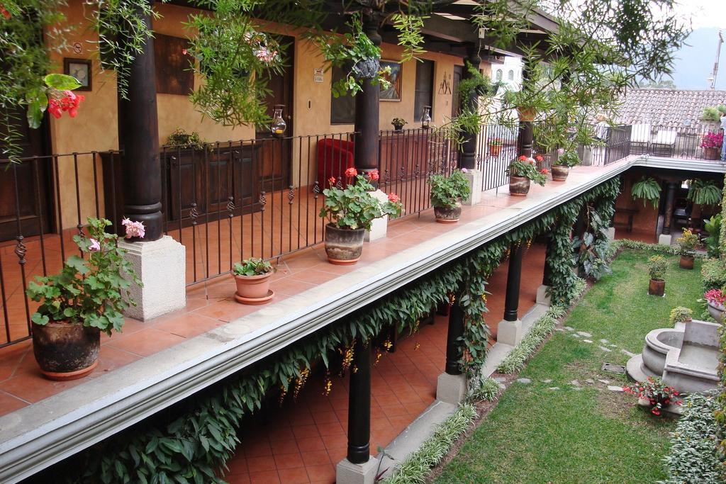 Hotel Meson Del Valle By Ahs Antigua ภายนอก รูปภาพ
