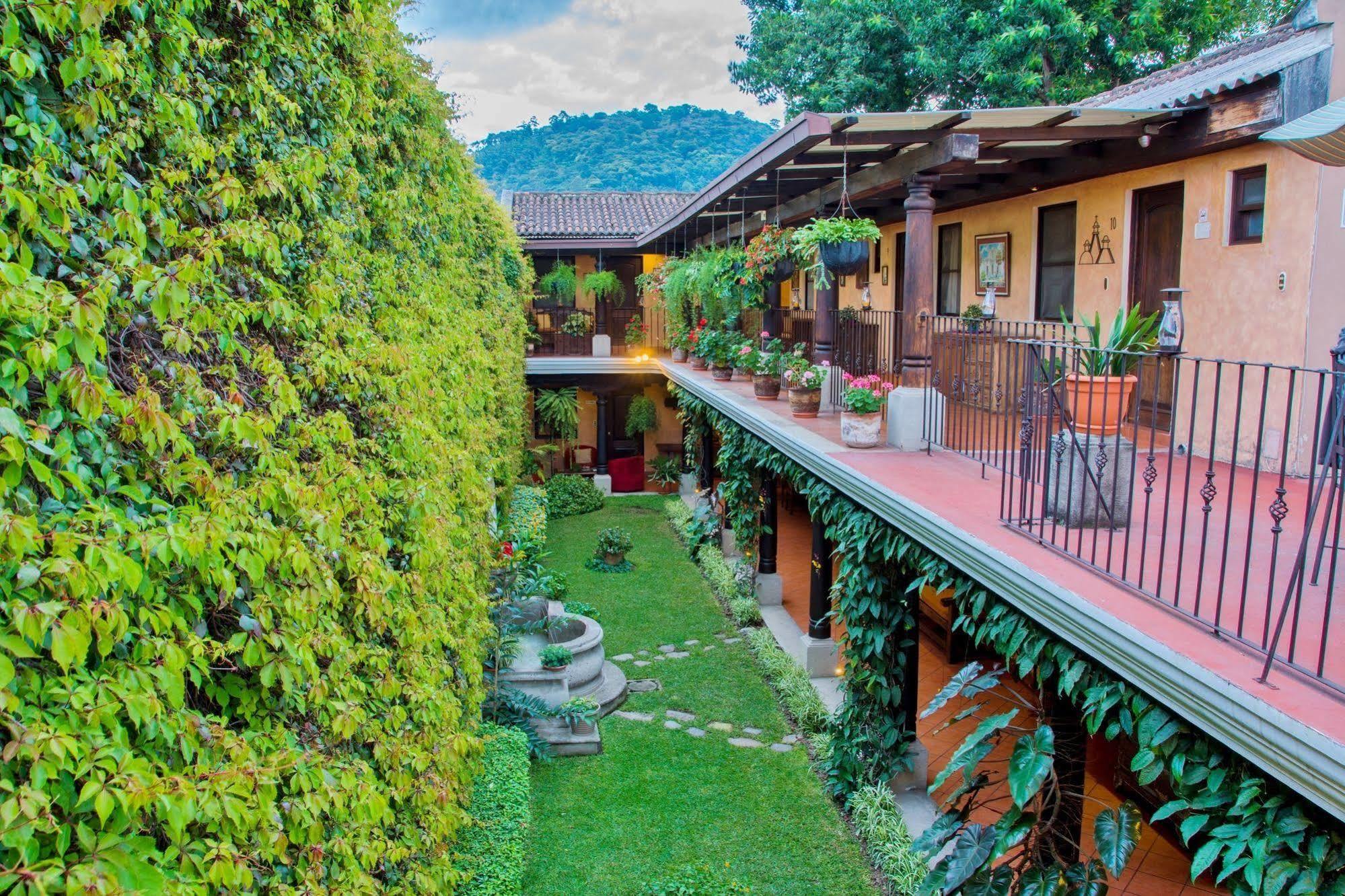 Hotel Meson Del Valle By Ahs Antigua ภายนอก รูปภาพ