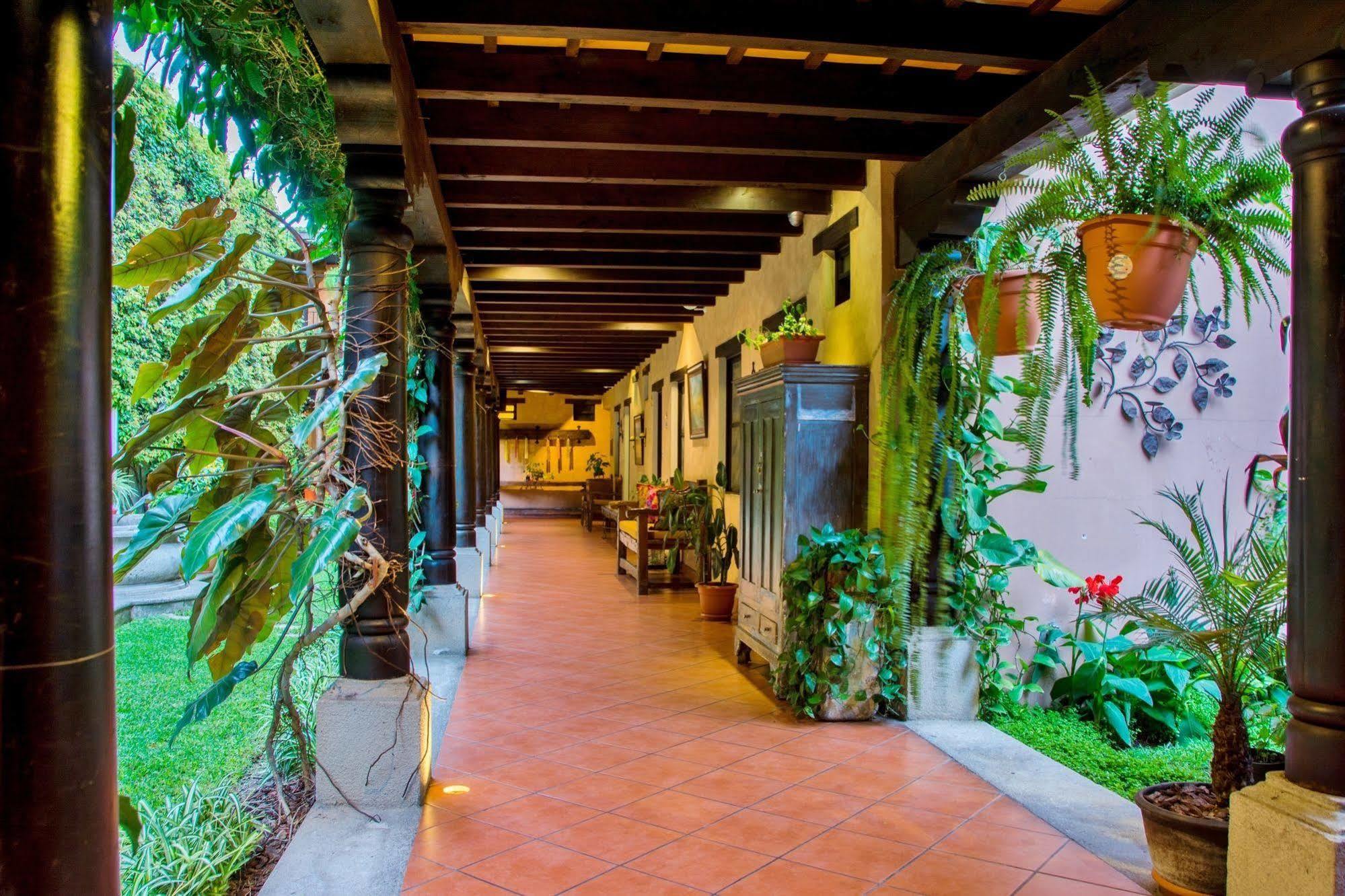 Hotel Meson Del Valle By Ahs Antigua ภายนอก รูปภาพ